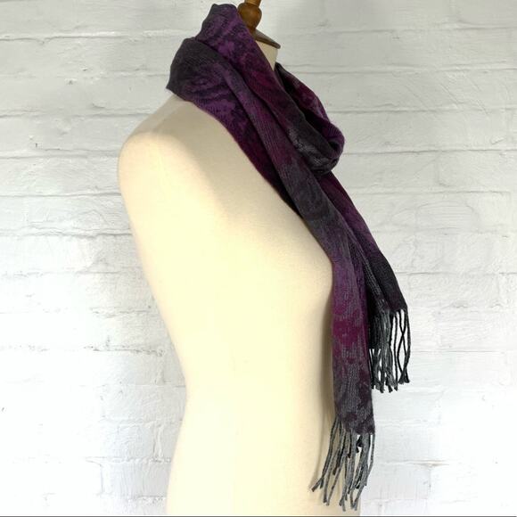 Steve Madden Purple Ombré Paisley Muffler Scarf OS - Picture 3 of 6
